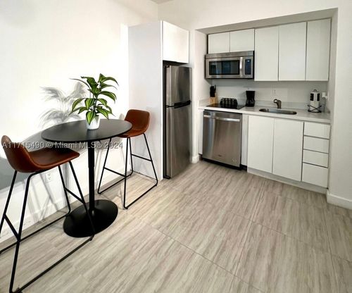 102-1611 Meridian Ave, Miami Beach, FL, 33139-2803 | Card Image