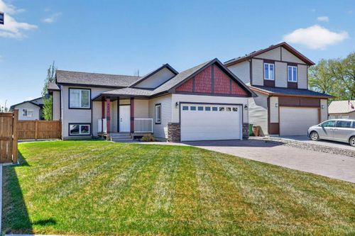 4636 63 Ave, Taber, AB, T1G0B3 | Card Image