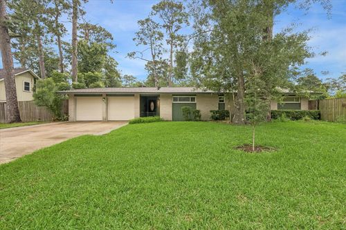 3711 Manor Ln, Dickinson, TX, 77539-6406 | Card Image
