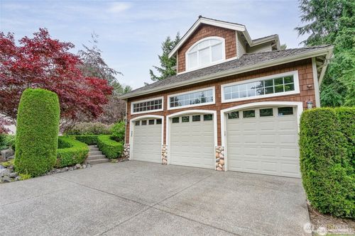 21814 Ne 203rd Pl, Woodinville, WA, 98077-7148 | Card Image