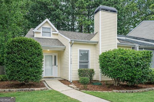 2294 Wellington Cir, Lithonia, GA, 30058-8962 | Card Image