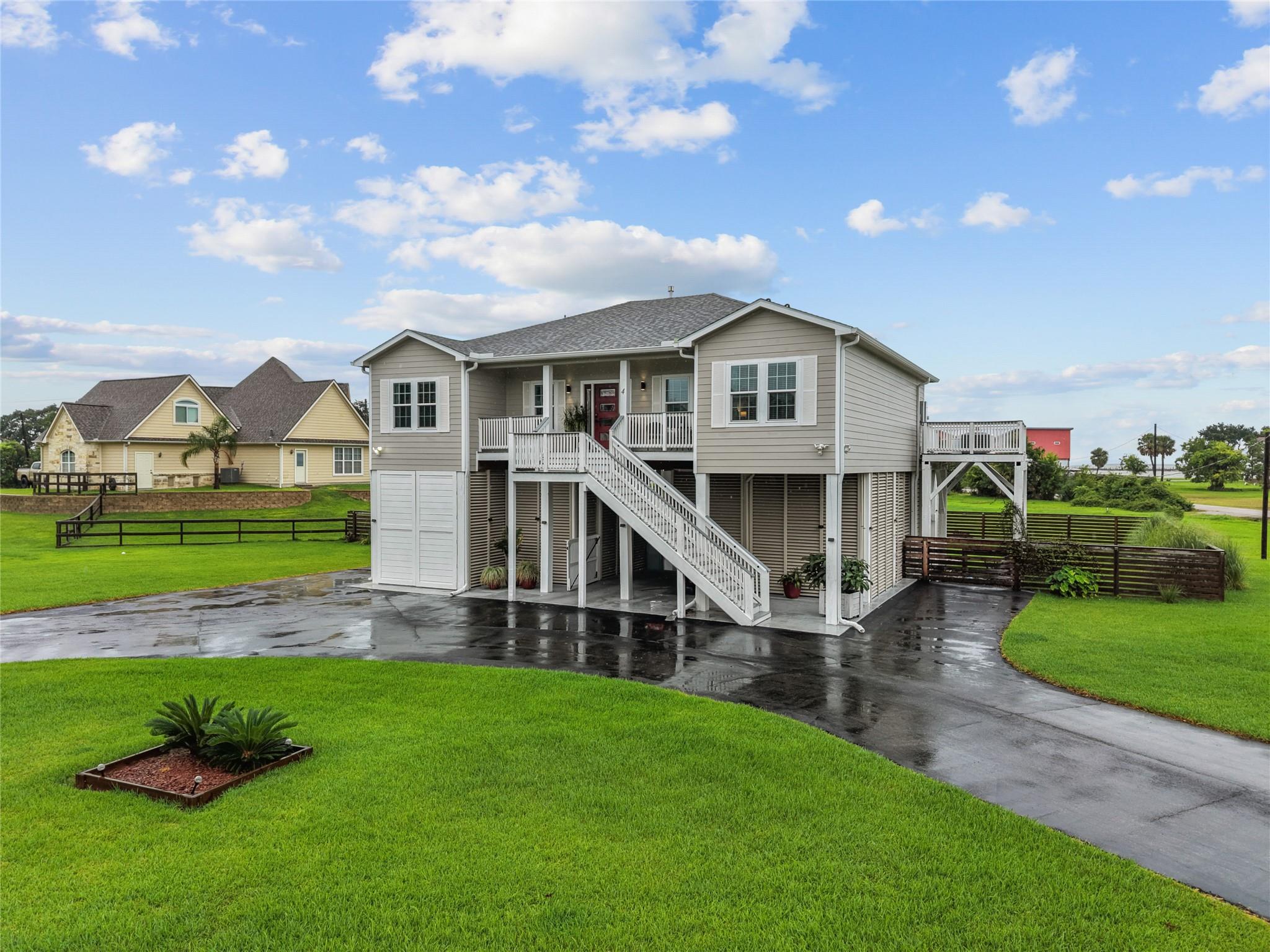Residential in Shoreacres 3