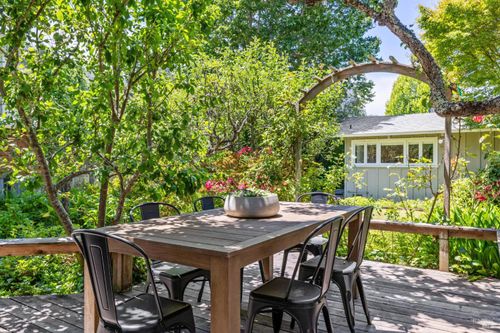304 Laurel Way, Mill Valley, CA, 94941-4020 | Card Image