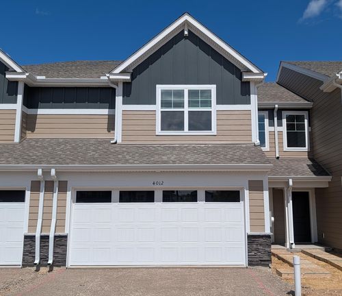 4012 Hayward Ave N, Forest Lake, MN, 55025 | Card Image