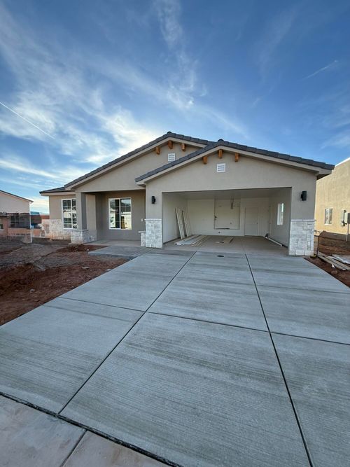 5334 S Shorebreak Dr, Washington, UT, 84780 | Card Image