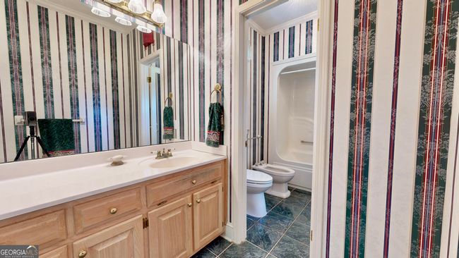 1457 N River Oaks Dr, House other with 4 bedrooms, 3 bathrooms and null parking in Blackshear GA | Image 45