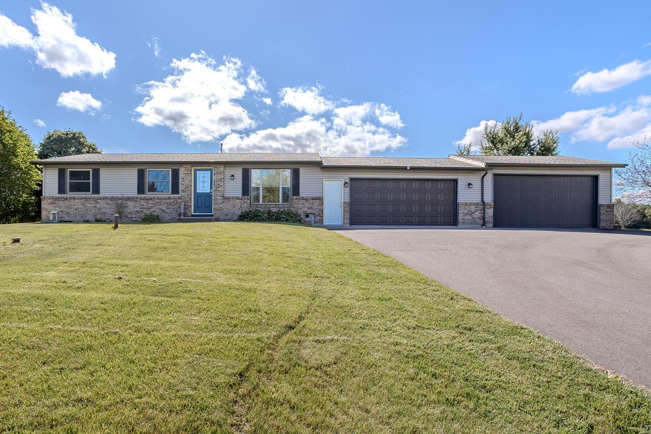 Crocus Rd, Wausau, WI 54401