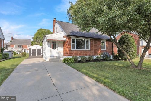 314 Dorchester Ave, READING, PA, 19609-2468 | Card Image