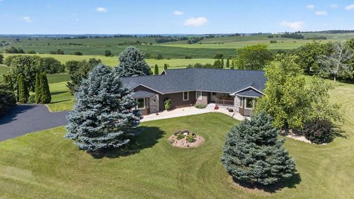 N7795 Panorama Road, Exeter, WI, 53508 | Card Image