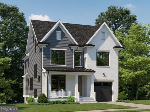 2004 N Lexington St, Arlington, VA, 22205-3233 | Card Image