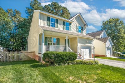 View of front of house with covered porch | Image 3