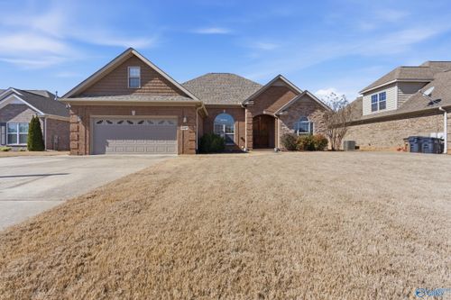 1007 Worton Grange Pl, Decatur, AL, 35603-7640 | Card Image