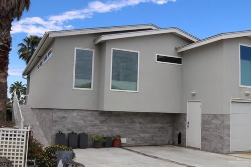 572 Sand Dollar Dr, Port Isabel, TX, 78578 | Card Image