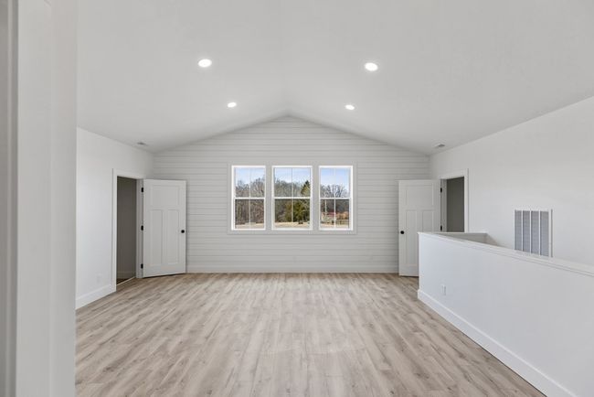 1807 Three Island Rd, Home with 3 bedrooms, 3 bathrooms and 5 parking in Walling TN | Image 14
