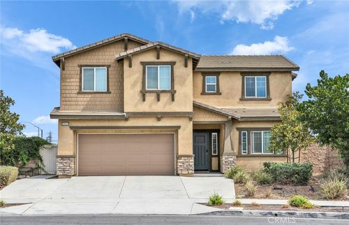 2492 E Williamsburg, Ontario, CA, 91761 | Card Image
