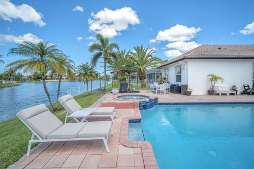 16423 Segovia Cir S, Fort Lauderdale, FL, 33331-4622 | Card Image