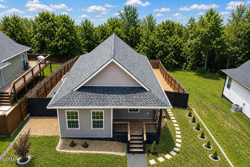 2342 Scenic Mountain Dr, Sevierville, TN, 37876-3401 | Card Image