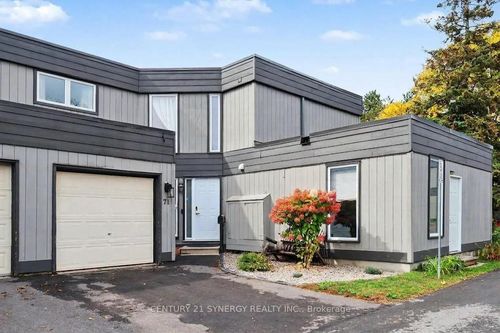 71 Compata Way, Gloucester, ON, K1B4X1 | Card Image