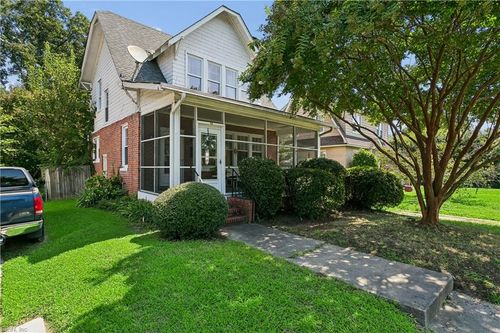 44 Cherry Ave, Hampton, VA, 23661-3142 | Card Image