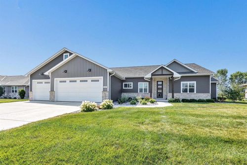 2157 Fox Point Circle, DE PERE, WI, 54115 | Card Image