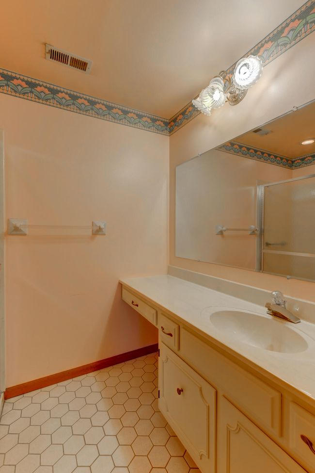 8331 Harrison-16 | Image 17