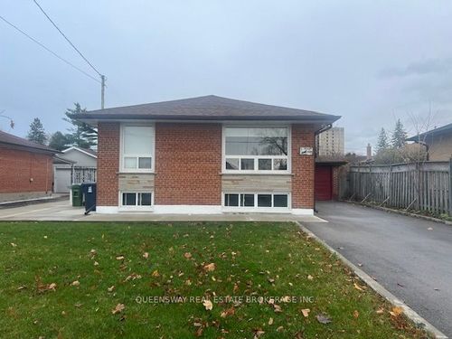 lower-5 Talent Cres, North York, ON, M9M2N5 | Card Image