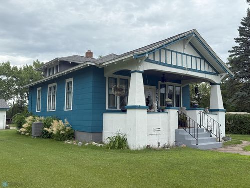 209 Lincoln Ave Ne, Twin Valley, MN, 56584-4207 | Card Image