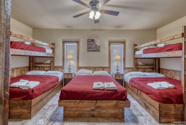 274 Mountain Laurel Ln, House other with 5 bedrooms, 6 bathrooms and null parking in Concan TX | Image 27