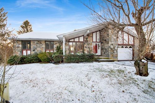 747 Milltown Rd, Brewster, NY, 10509-5013 | Card Image