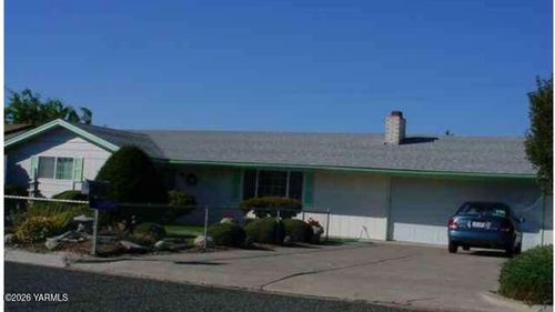 106 Sky Vista Pl, Yakima, WA, 98901-1655 | Card Image