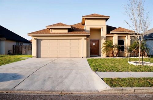 5421 San Roman Dr, Edinburg, TX, 78542-4200 | Card Image