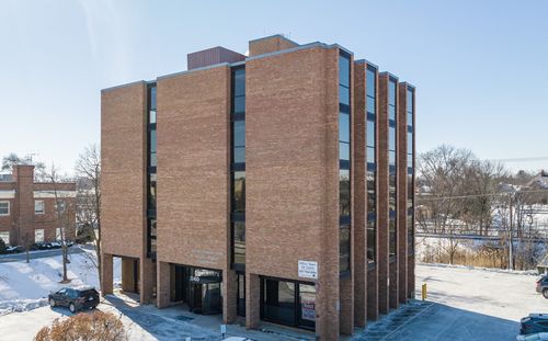 1240 Meadow Rd, Northbrook, IL, 60062-8300 | Card Image