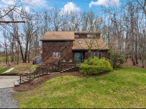 451 Swager Ln, Natrona Heights, PA, 15065-2915 | Card Image