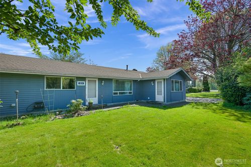 18114 Moores Garden Rd, Mount Vernon, WA, 98273-8710 | Card Image