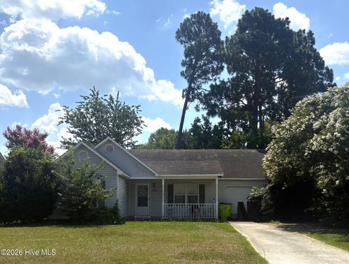 2422 White Rd, Wilmington, NC, 28411-6132 | Card Image