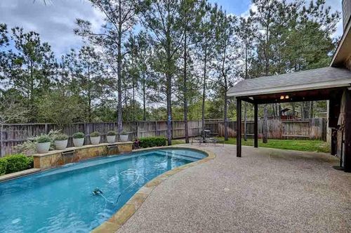 22 N Queenscliff Cir, The Woodlands, TX, 77382-1771 | Card Image