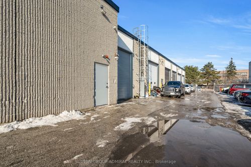 3-70 Vanley Cres, North York, ON, M3J2B8 | Card Image