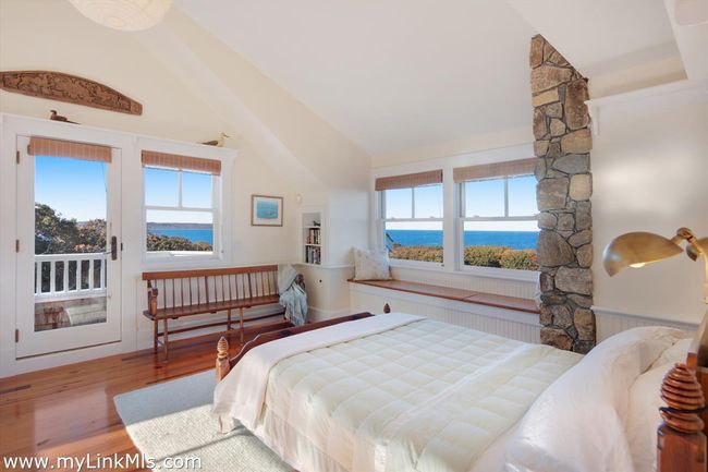 94 Menemsha Inn Rd, House other with 6 bedrooms, 5 bathrooms and null parking in Chilmark MA | Image 17