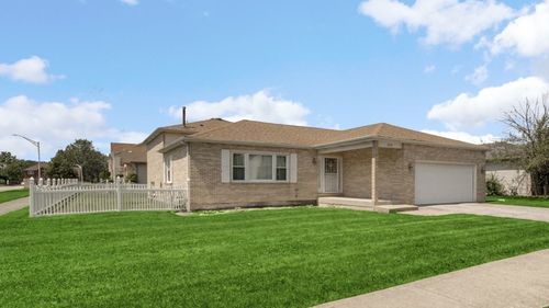 322 Central Ave, Matteson, IL, 60443-1442 | Card Image