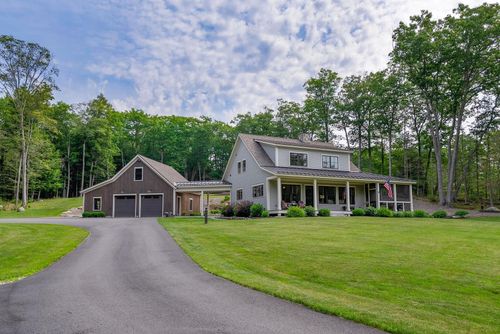 28 Knight Way, North Yarmouth, ME, 04097-6256 | Card Image