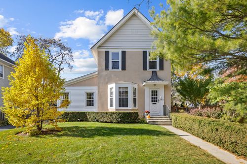 916 Oakwood Ave, Lake Forest, IL, 60045-1719 | Card Image