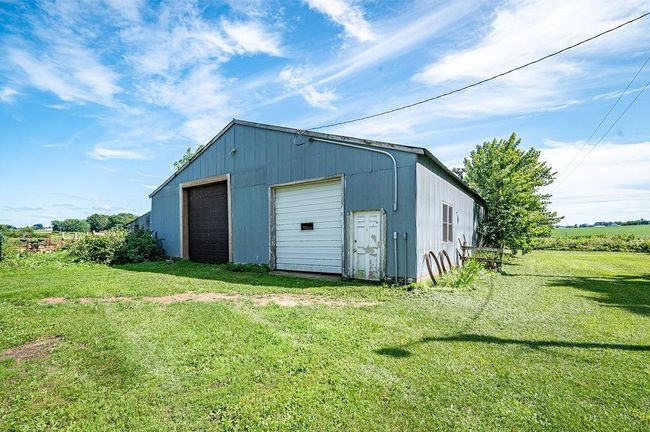 64x48 Shed w/Shop area | Image 21