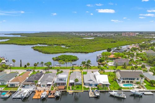 4012 Marine Pkwy, NEW PORT RICHEY, FL, 34652-3141 | Card Image