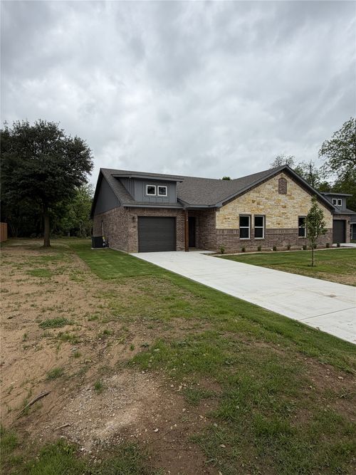 1003 Grandbury Street, Cleburne, TX, 76033 | Card Image