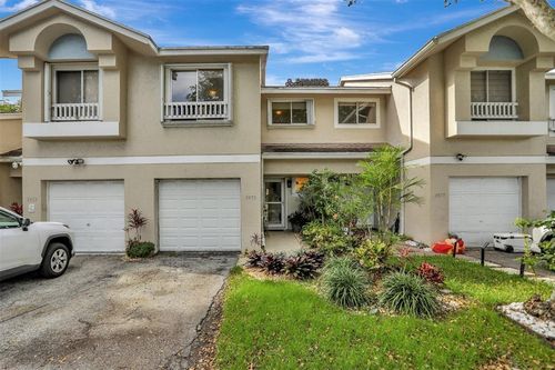 1975 Discovery Cir E, Deerfield Beach, FL, 33442-1029 | Card Image