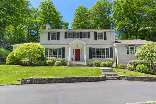 36 Horseshoe Rd, Cos Cob, CT, 06807-1211 | Card Image