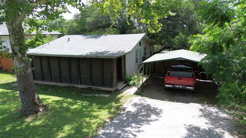 10801 W Lakeview Dr, Jonestown, TX, 78645-2926 | Card Image