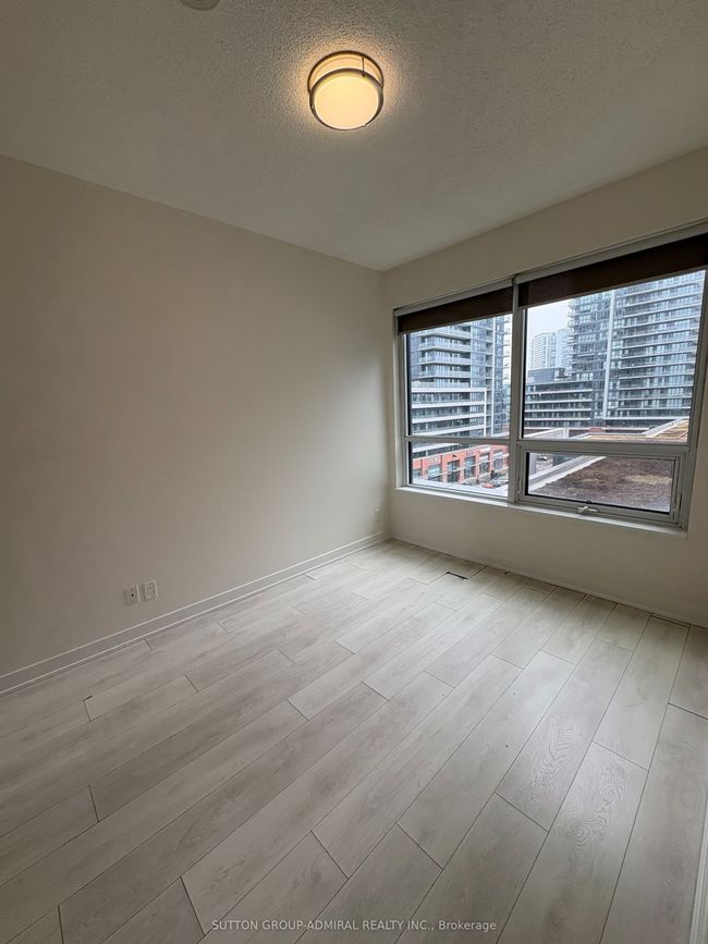 705 - 2200 Lake Shore Blvd W, Condo with 1 bedrooms, 1 bathrooms and 1 parking in Etobicoke ON | Image 5