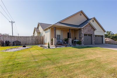 2111 Hunter Drive, House other with 3 bedrooms, 2 bathrooms and null parking in Pea Ridge AR | Image 3