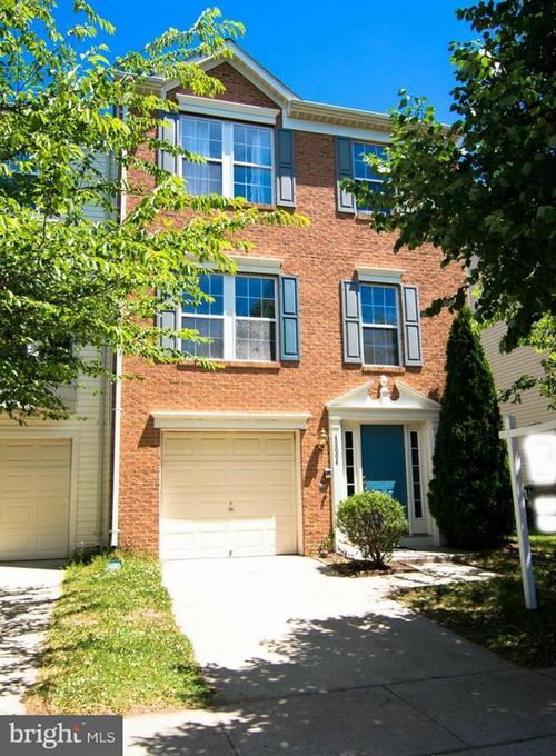 43004 Center St, CHANTILLY, VA, 20152-2035 | Card Image